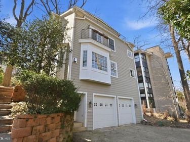 4005 22ND STREET N, ARLINGTON, VA 22207