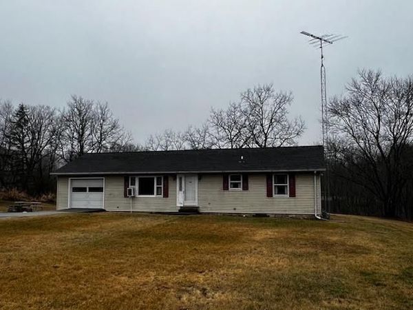 542 SOUTH AVENUE, EAST BERLIN, PA 17316