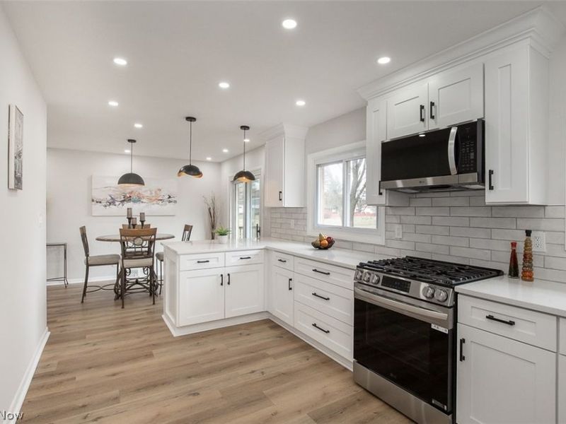 5301 Mardale Avenue, Bedford Heights, OH 44146 Photo 10