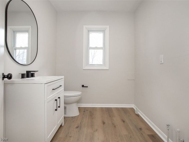 5301 Mardale Avenue, Bedford Heights, OH 44146 Photo 12