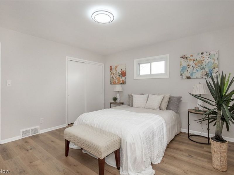 5301 Mardale Avenue, Bedford Heights, OH 44146 Photo 15