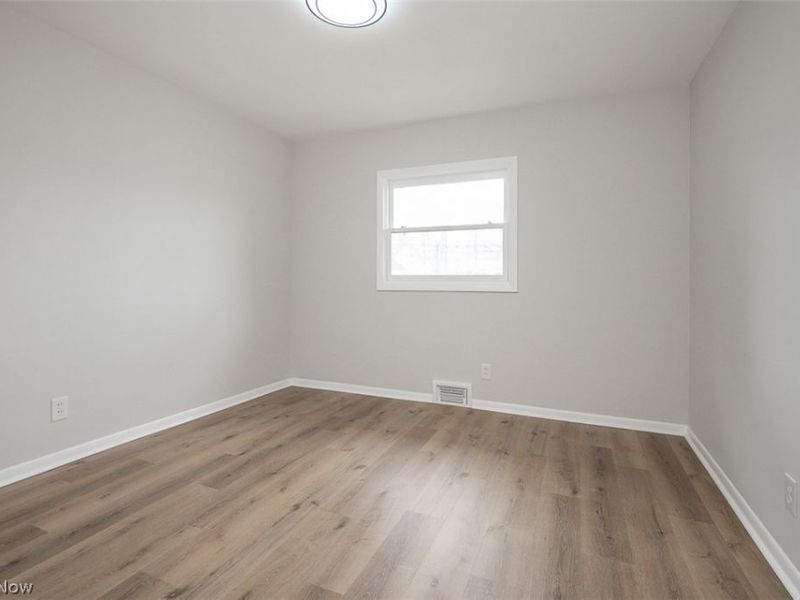 5301 Mardale Avenue, Bedford Heights, OH 44146 Photo 19