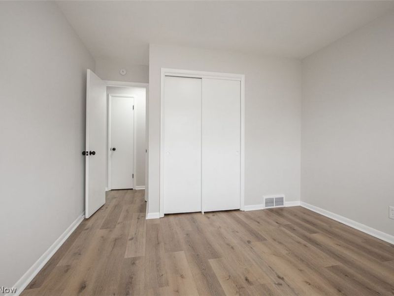 5301 Mardale Avenue, Bedford Heights, OH 44146 Photo 20