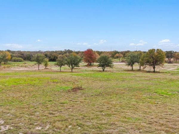 302 Perkins , Poolville, TX 76088
