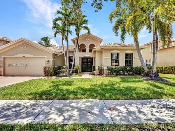 3950 W Hibiscus St , Weston, FL 33332