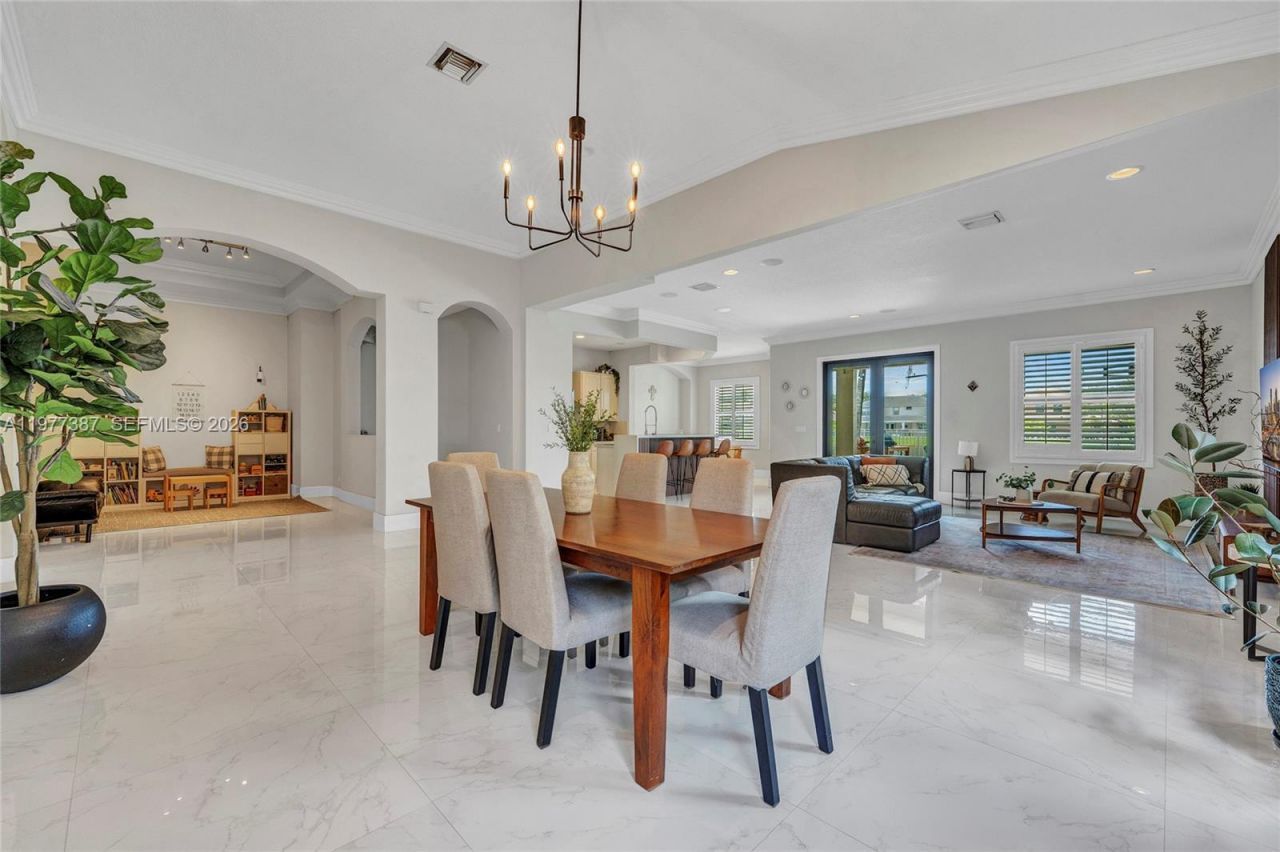 3950 W Hibiscus St , Weston, FL 33332 Photo