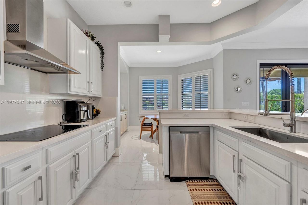 3950 W Hibiscus St , Weston, FL 33332 Photo