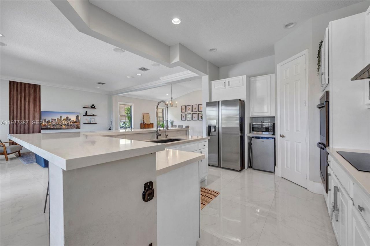 3950 W Hibiscus St , Weston, FL 33332 Photo