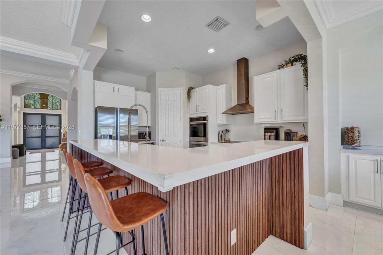 3950 W Hibiscus St , Weston, FL 33332 Photo