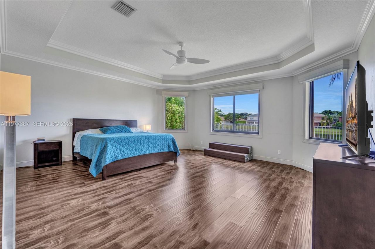 3950 W Hibiscus St , Weston, FL 33332 Photo