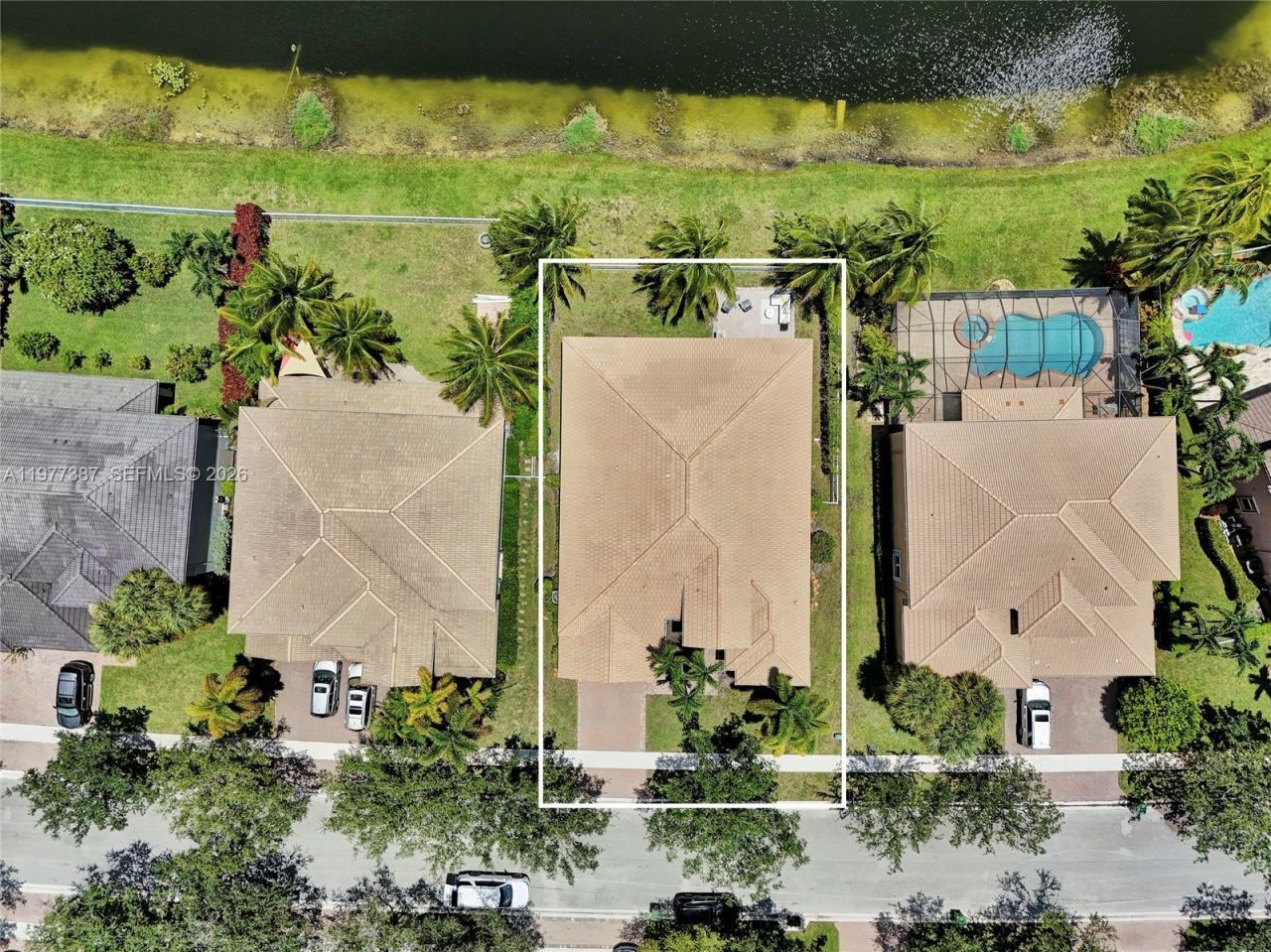 3950 W Hibiscus St , Weston, FL 33332 Photo