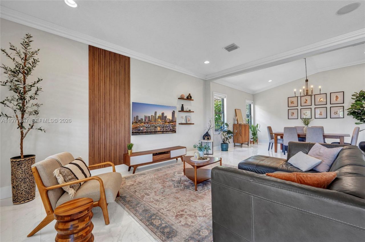 3950 W Hibiscus St , Weston, FL 33332 Photo