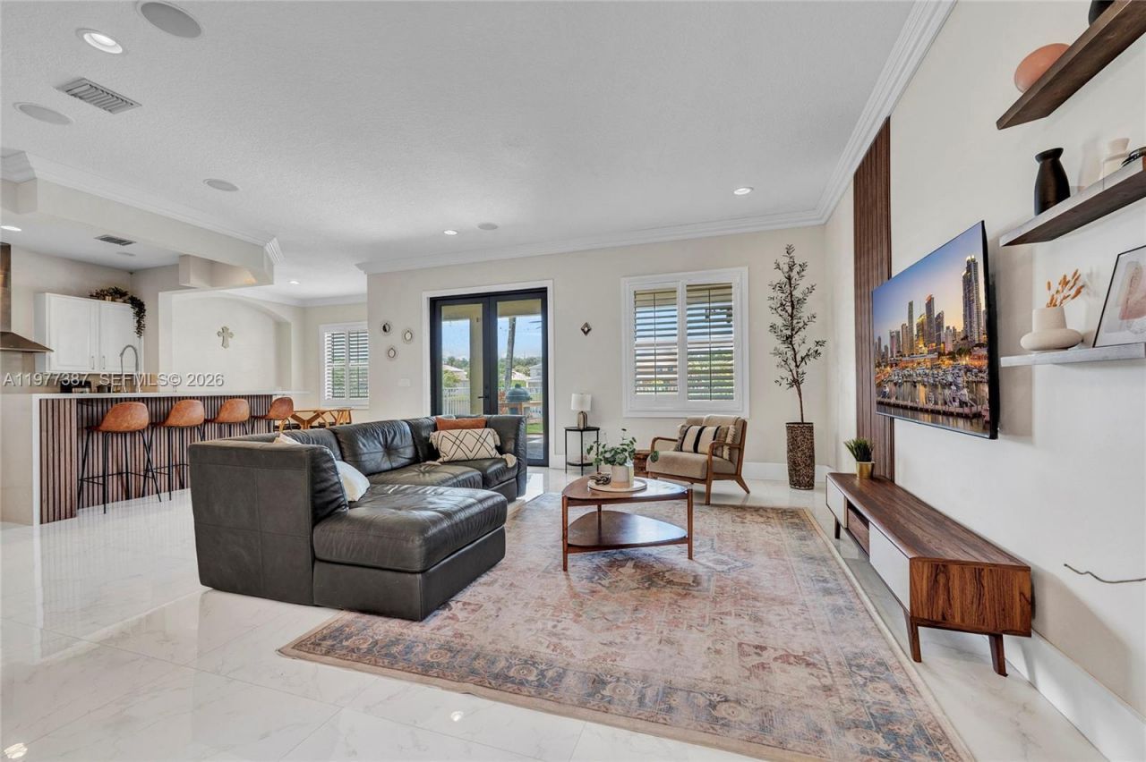 3950 W Hibiscus St , Weston, FL 33332 Photo