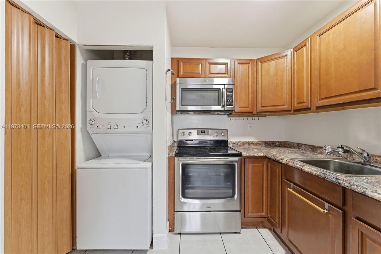 6921 SW 129th Ave, Unit 5, Miami, FL 33183 Photo