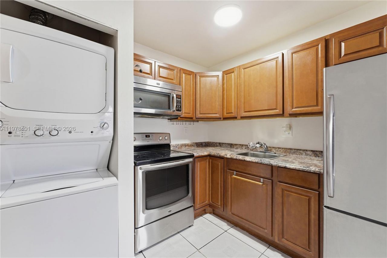 6921 SW 129th Ave, Unit 5, Miami, FL 33183 Photo