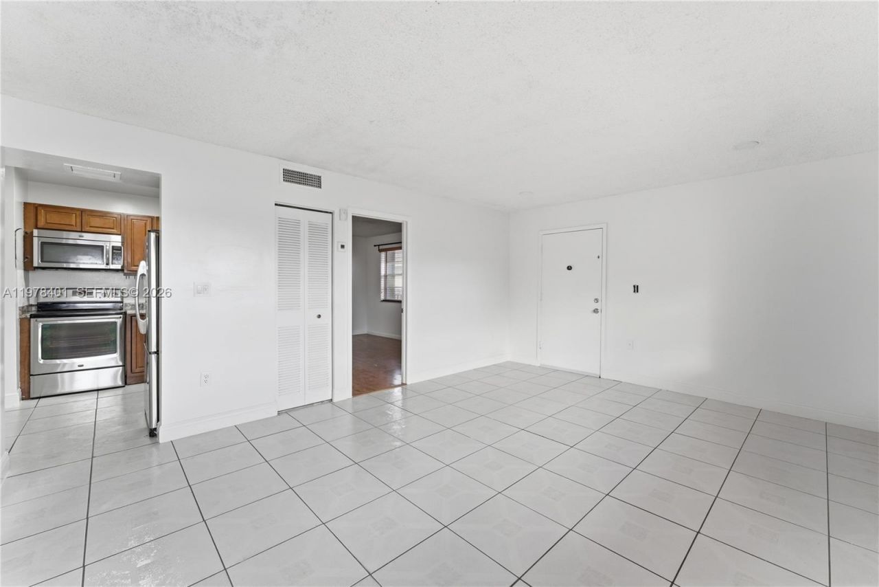 6921 SW 129th Ave, Unit 5, Miami, FL 33183 Photo