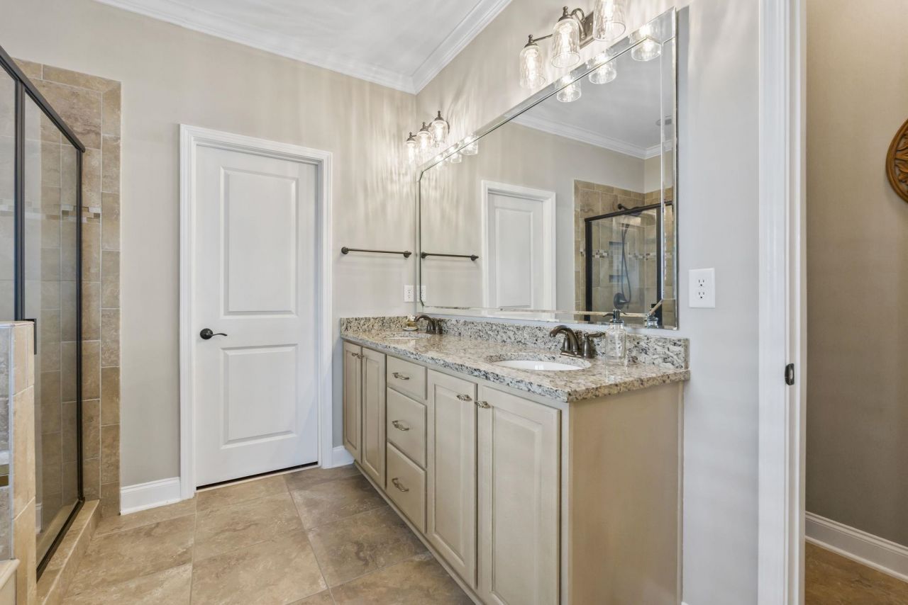1217 E Isle Of Palms Dr. Photo 11