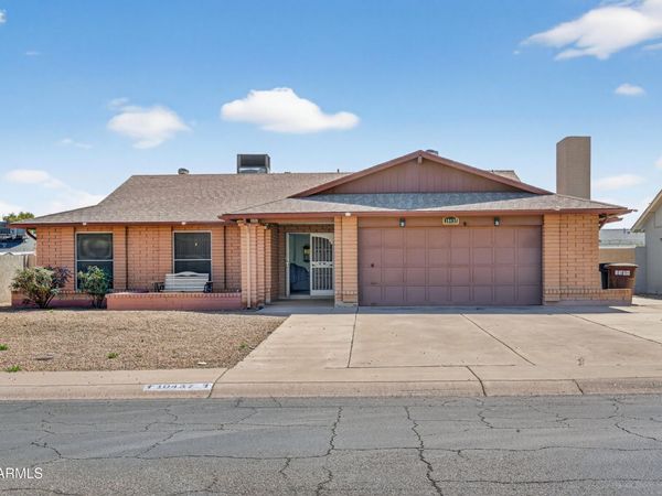 10437 W BUTLER Drive, Peoria, AZ 85345