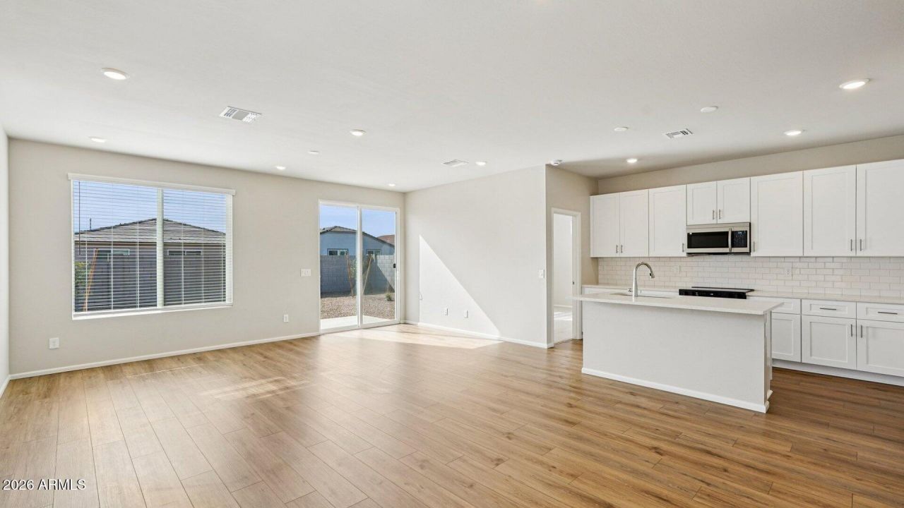 17982 W Calle Lejos Road, Surprise, AZ 85387 Main Photo