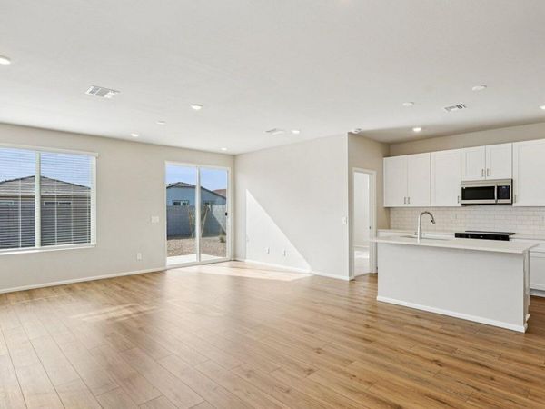 17982 W CALLE LEJOS Road, Surprise, AZ 85387