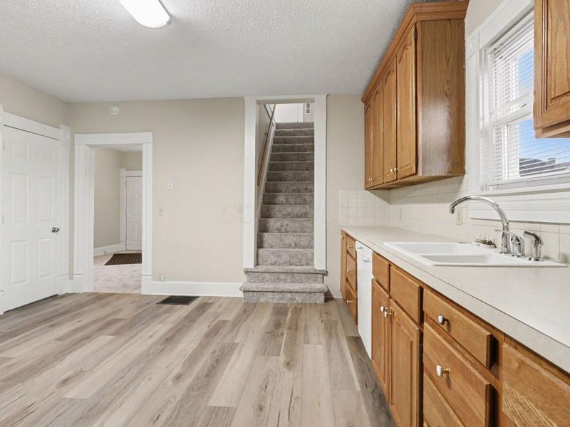 859 E Mulberry Street, Lancaster, OH 43130 Photo 8