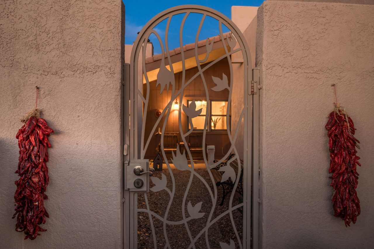 7339 Prairie Road Ne, Albuquerque, NM 87109 Main Photo