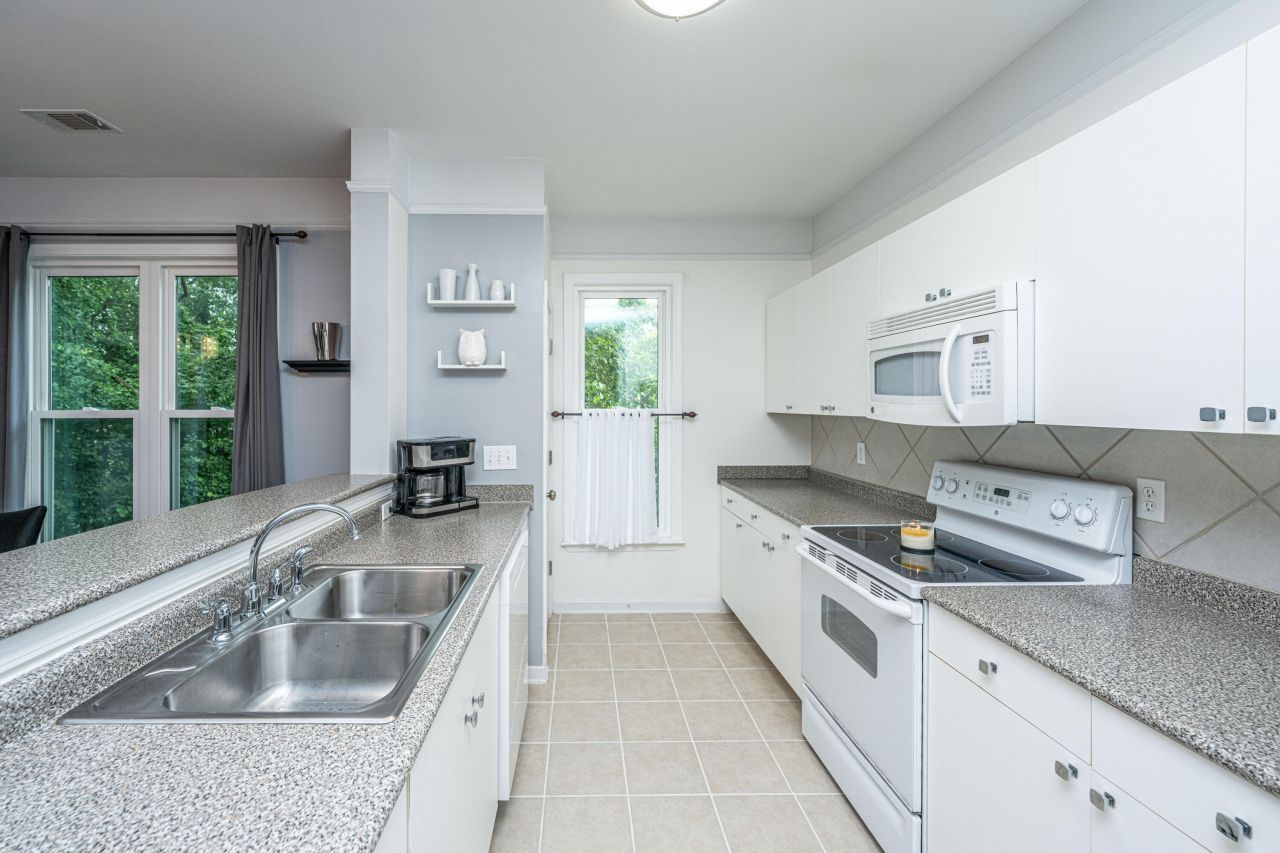 2023 Egret Crest Lane Photo 12