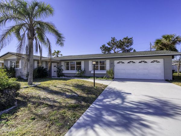 3041 N Oleander Avenue, Daytona Beach, FL 32118