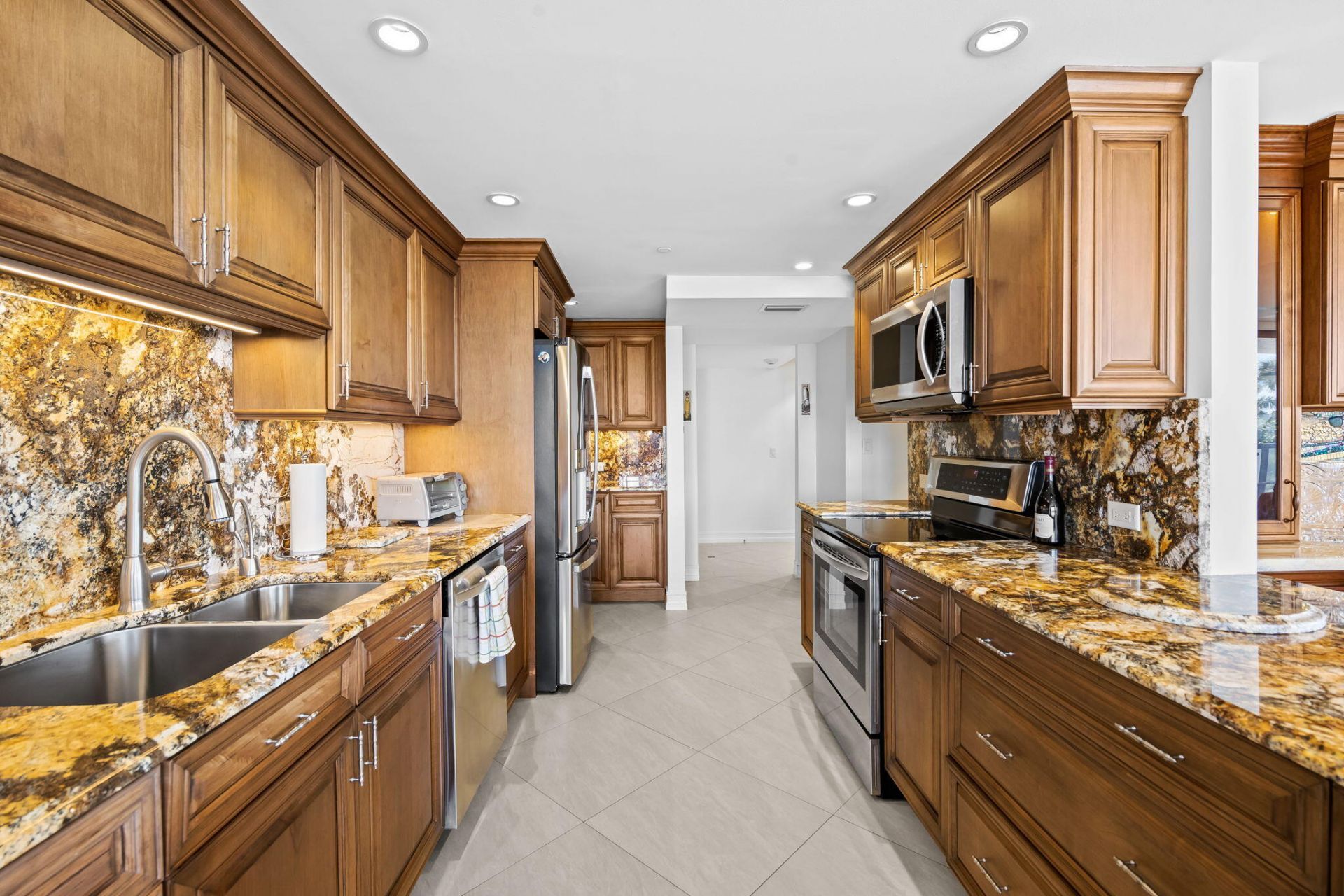 2727 S Ocean Boulevard, Unit 404, Highland Beach, FL 33487 Photo