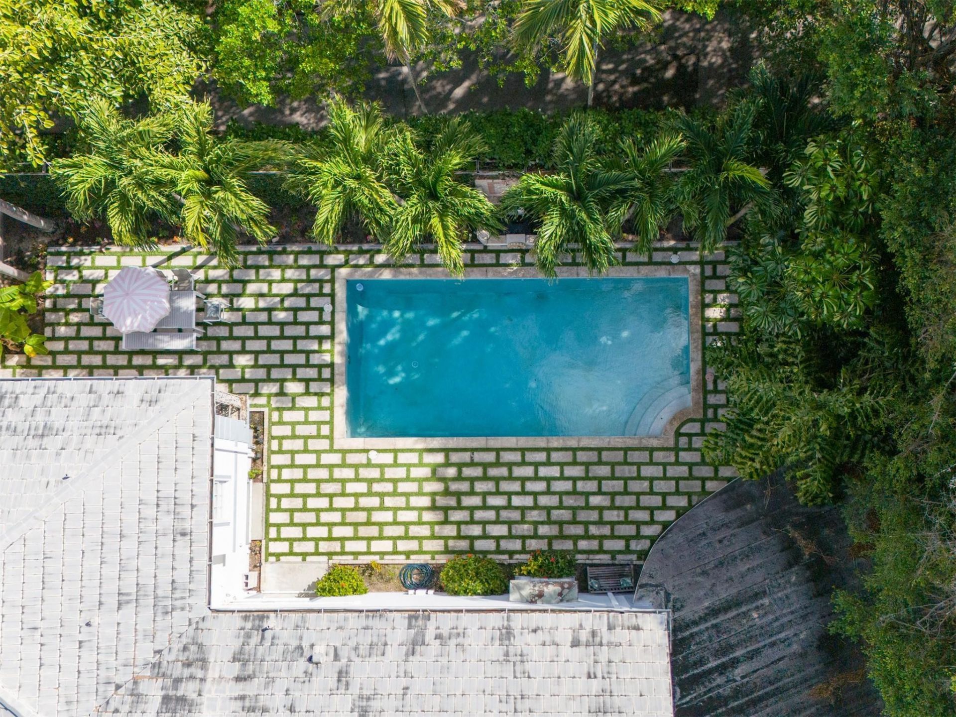 361 Crescent Dr, Palm Beach, FL 33480 Photo