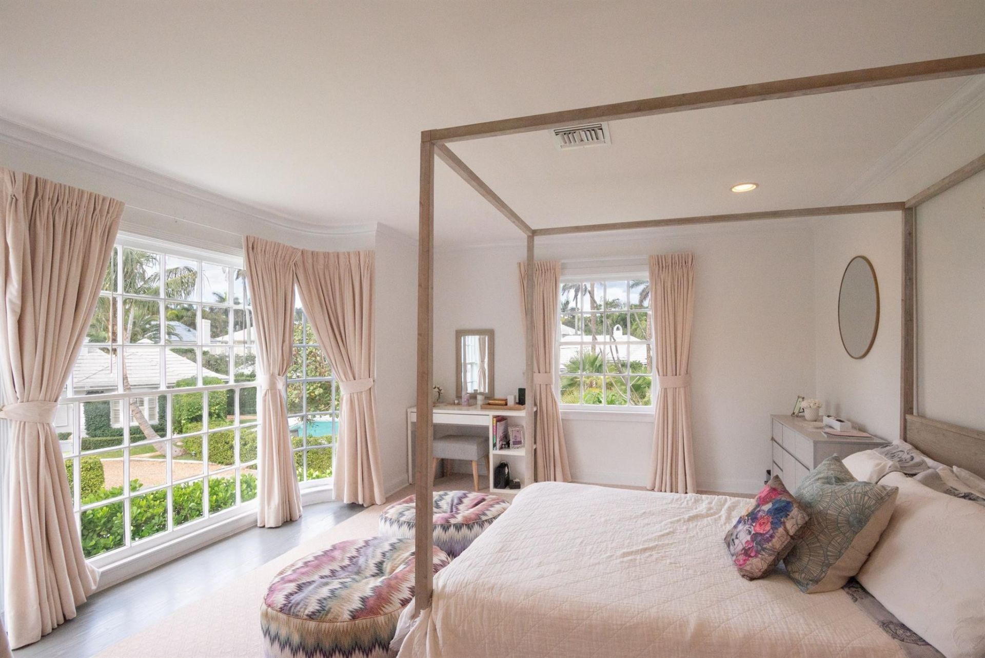 361 Crescent Dr, Palm Beach, FL 33480 Photo