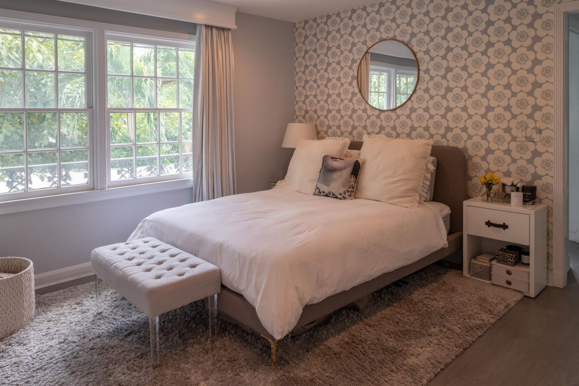 361 Crescent Drive, Palm Beach, FL 33480 Photo