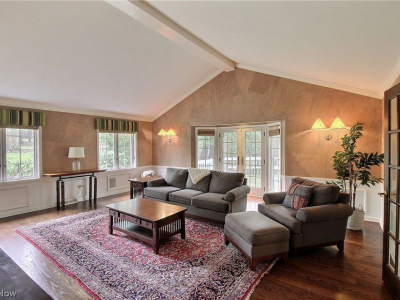 1160 Fox Hill Drive, Gates Mills, OH 44040 Photo 7