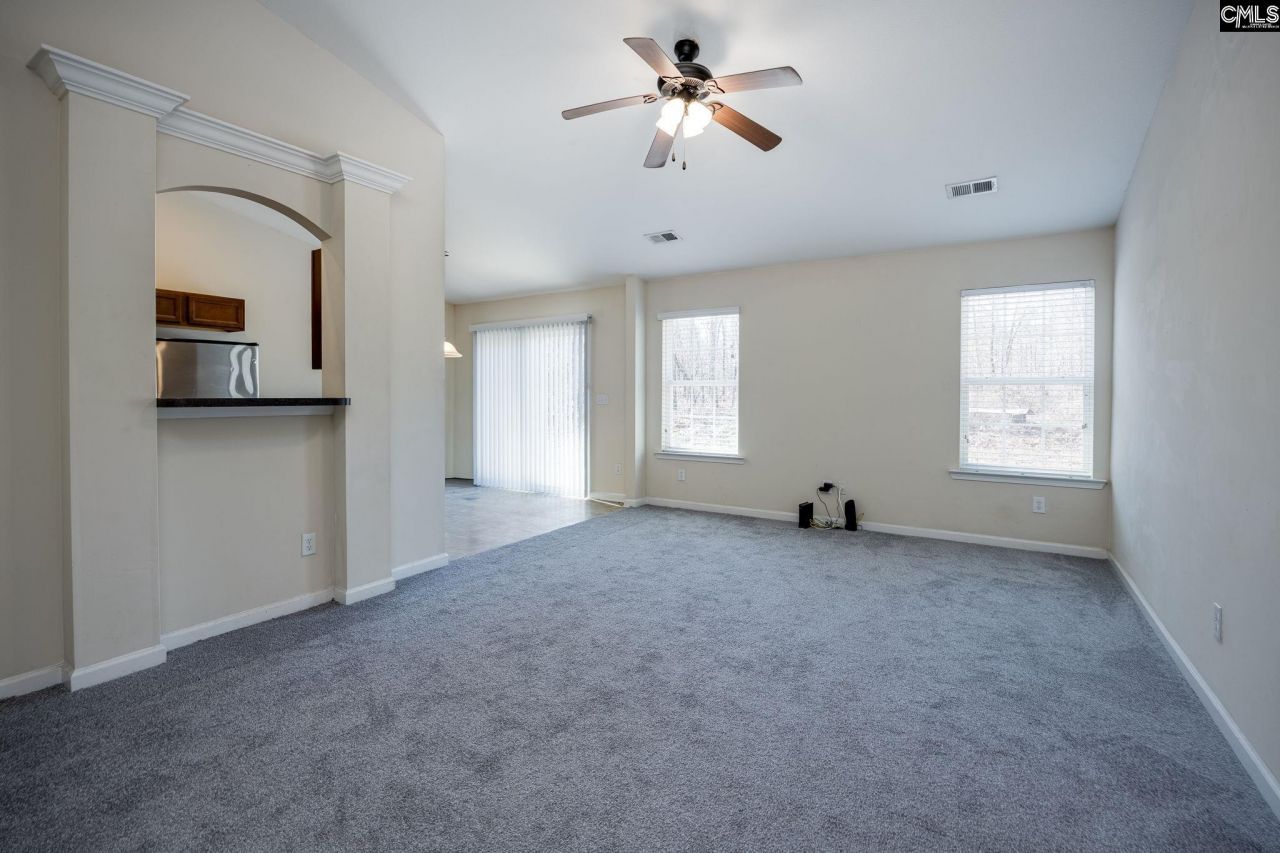 331 Freeman Drive Photo 10