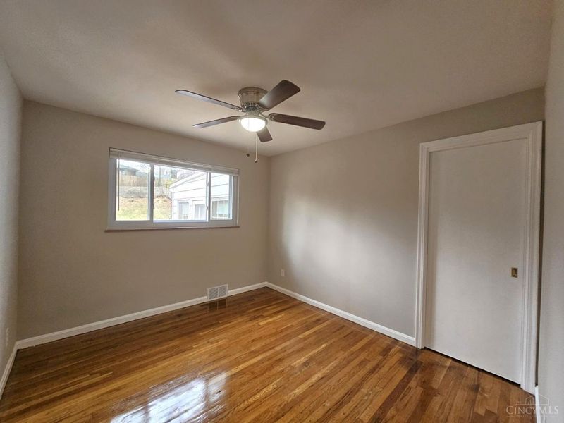 1055 Hempstead Drive, Springfield Twp., OH 45231 Photo 10