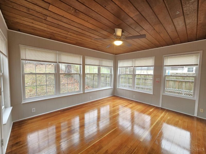 1055 Hempstead Drive, Springfield Twp., OH 45231 Photo 19