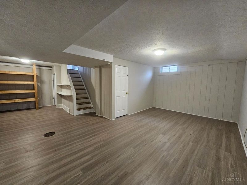 1055 Hempstead Drive, Springfield Twp., OH 45231 Photo 22