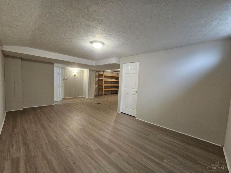 1055 Hempstead Drive, Springfield Twp., OH 45231 Photo 23