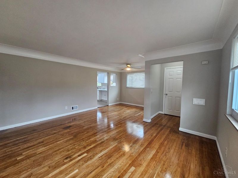 1055 Hempstead Drive, Springfield Twp., OH 45231 Photo 3