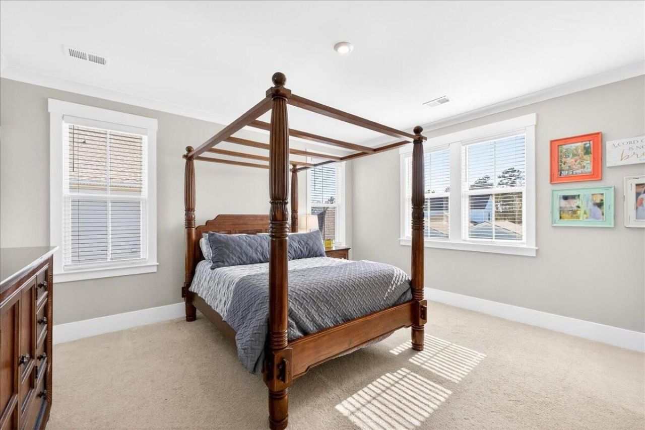 116 Falaise Street Photo 26