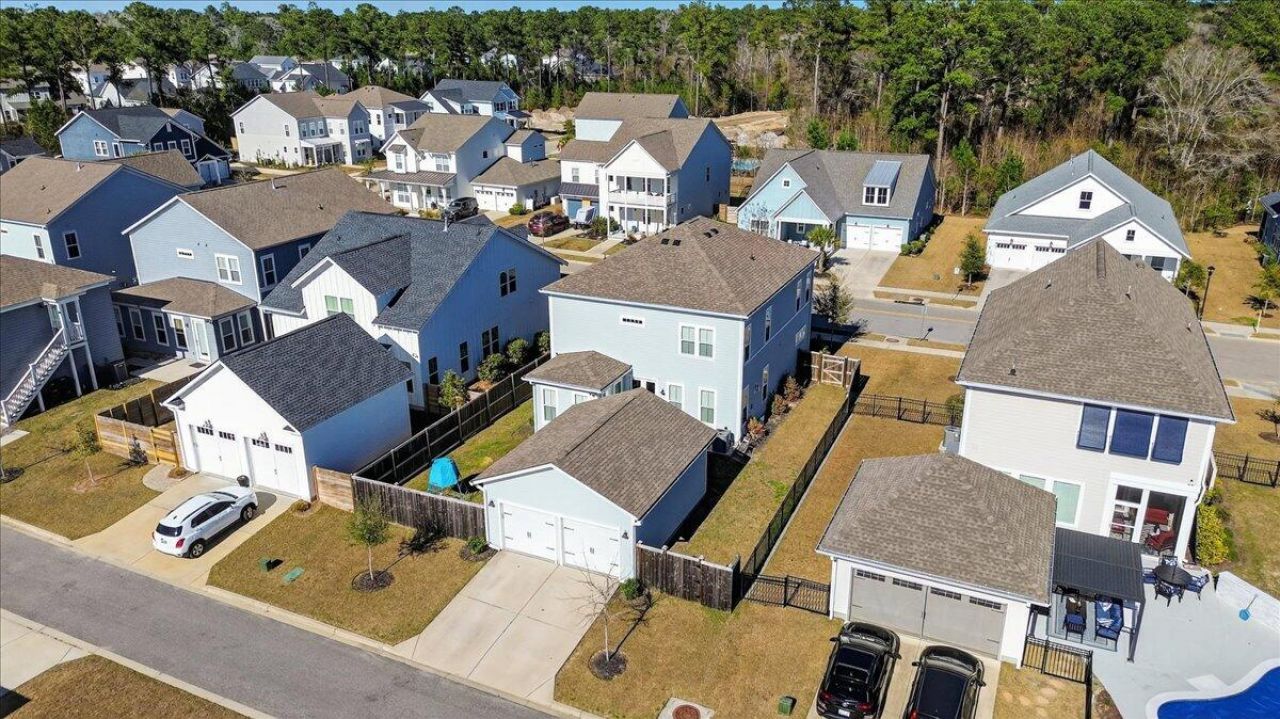 116 Falaise Street Photo 36