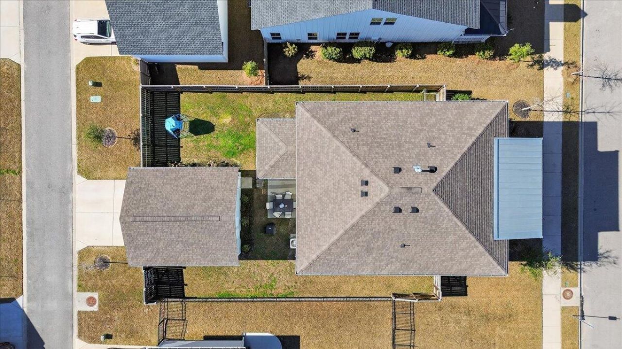 116 Falaise Street Photo 37