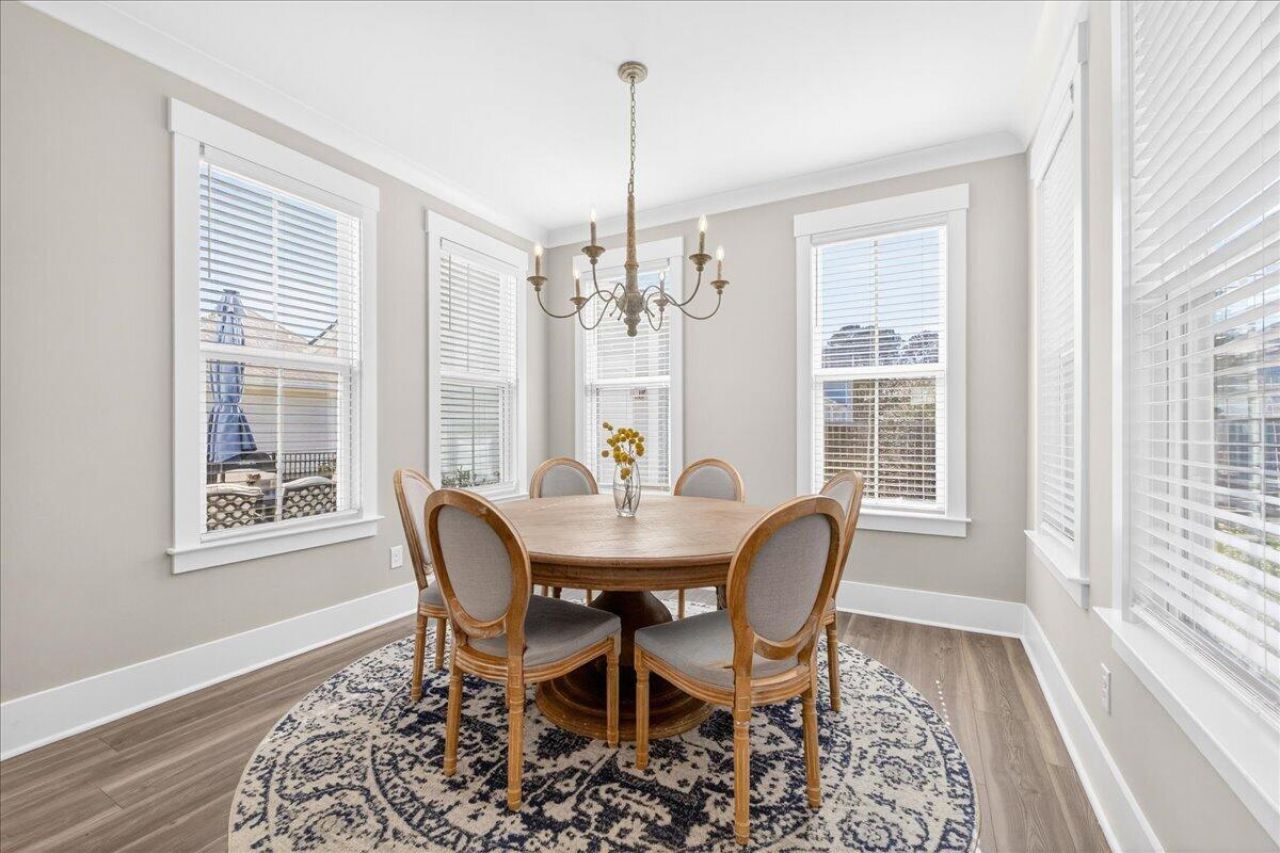 116 Falaise Street Photo 8