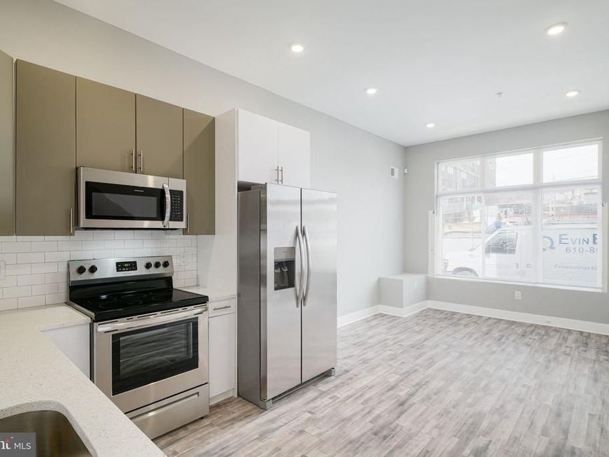 1443 N 8th Street, Unit 2, Philadelphia, PA 19122 Main Photo