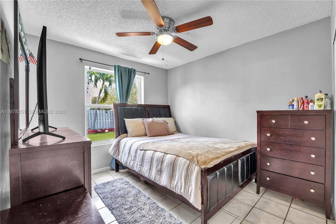 20750 SW 103rd Ct , Cutler Bay, FL 33189 Photo