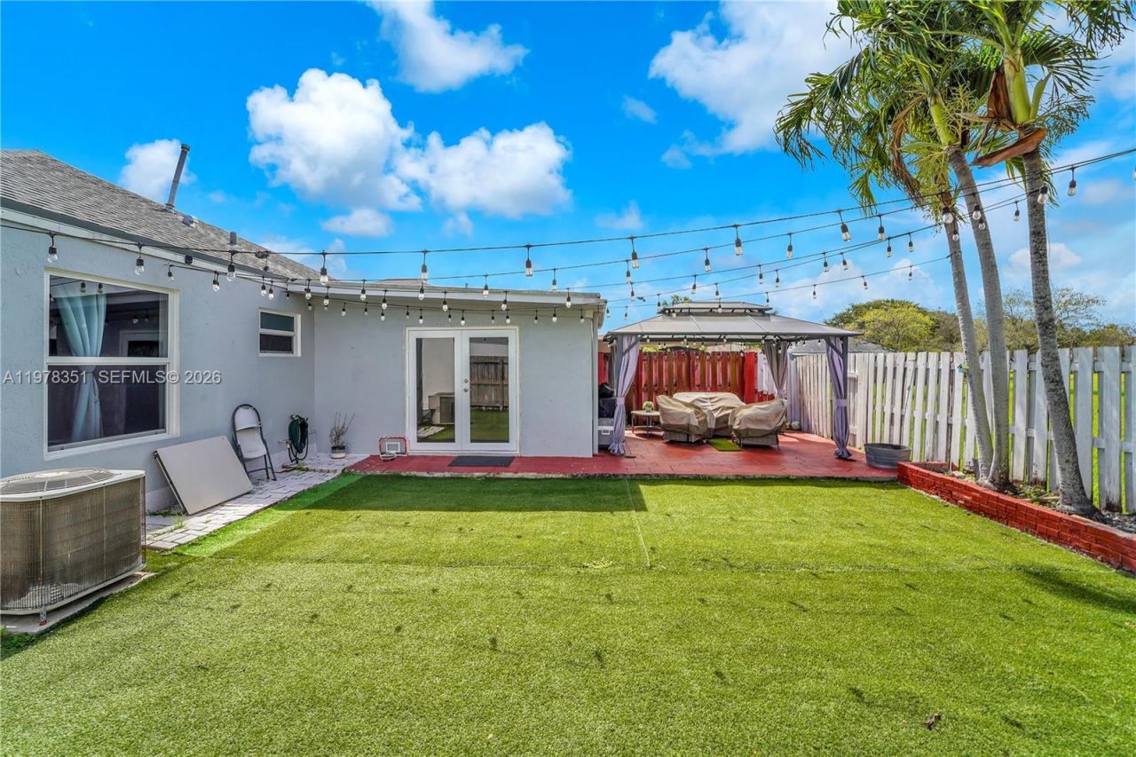 20750 SW 103rd Ct , Cutler Bay, FL 33189 Photo