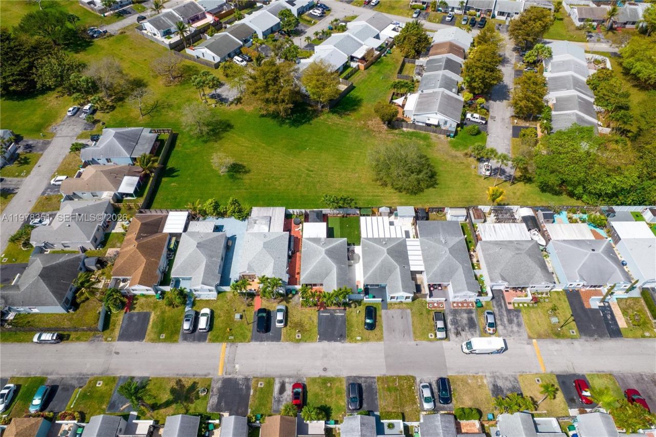 20750 SW 103rd Ct , Cutler Bay, FL 33189 Photo