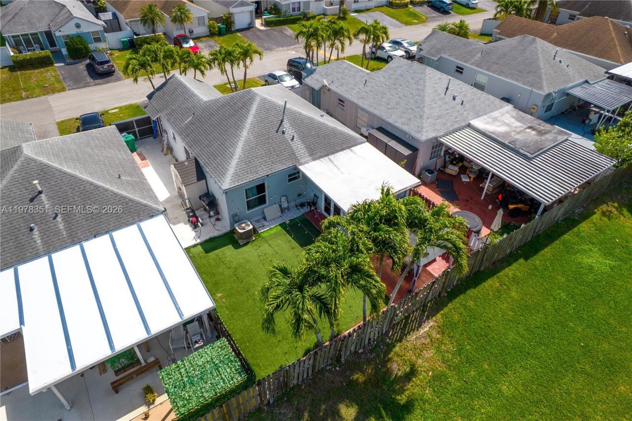 20750 SW 103rd Ct , Cutler Bay, FL 33189 Photo