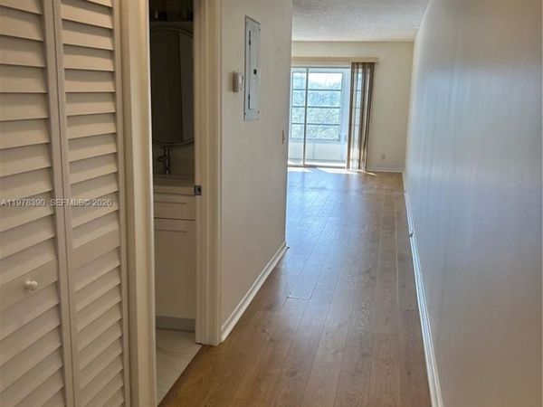 1400 SW 124th Ter, Unit 405Q, Pembroke Pines, FL 33027