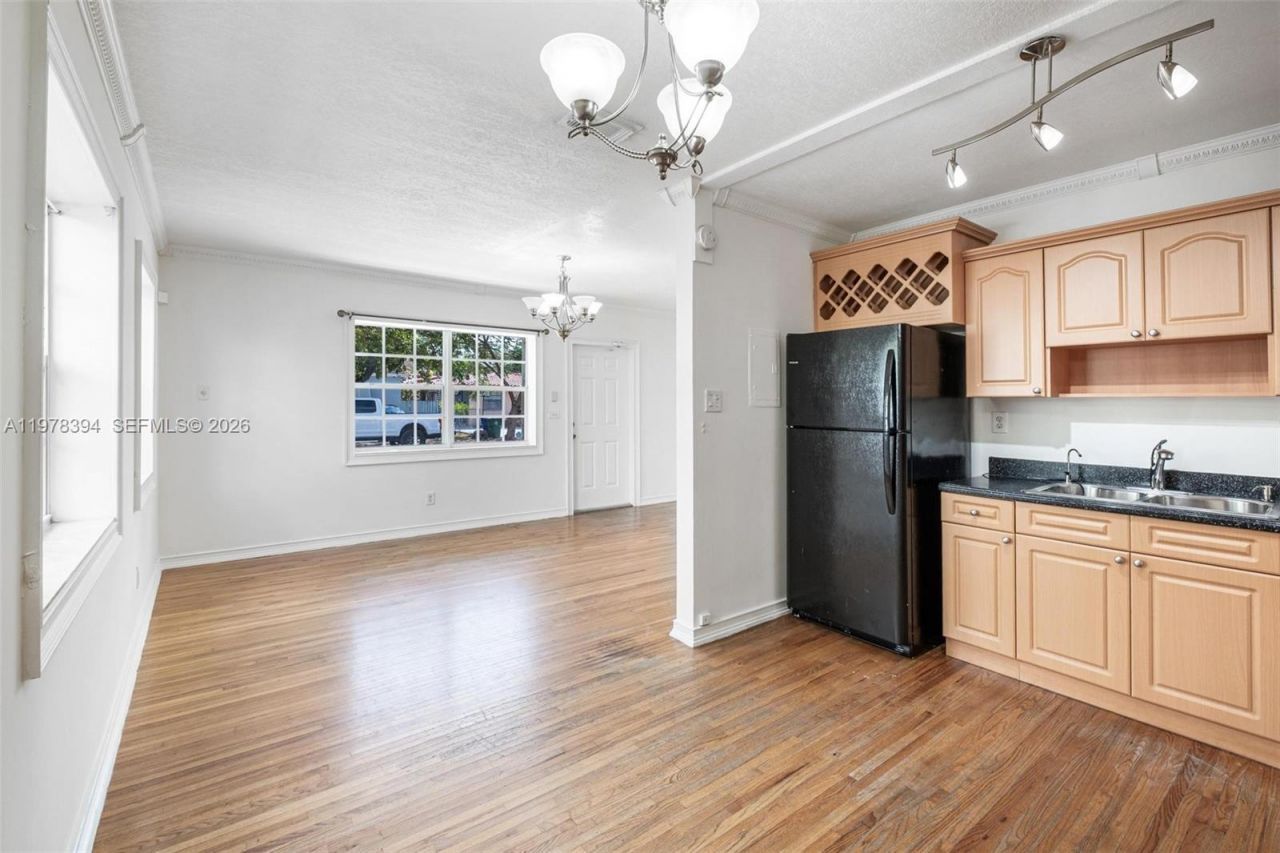 2862 SW 38th Ct , Miami, FL 33134 Photo